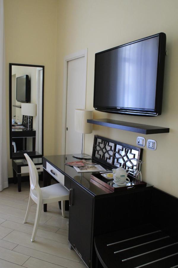 Hotel Ferdinando II Naples Luaran gambar