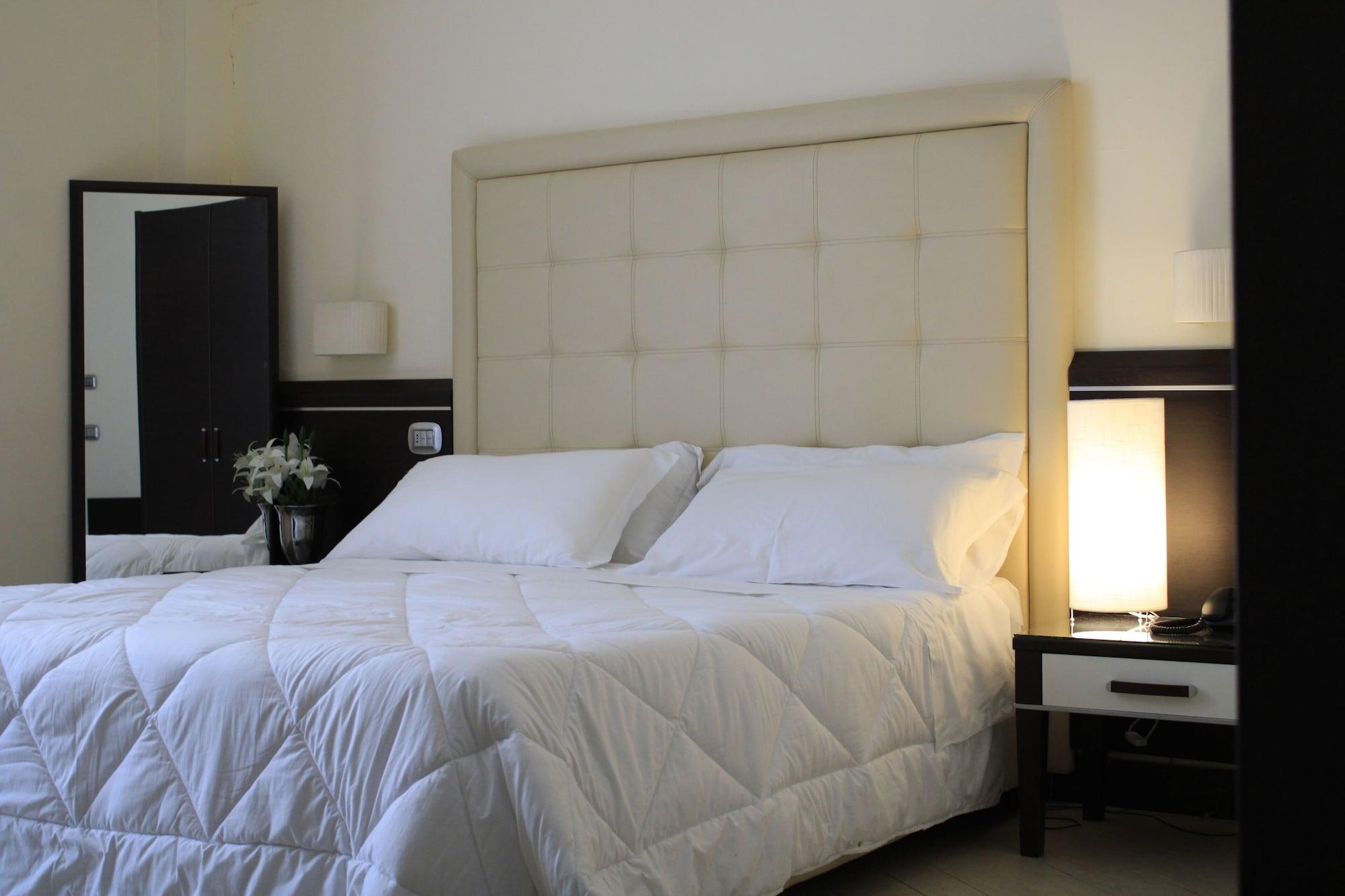 Hotel Ferdinando II Naples Luaran gambar