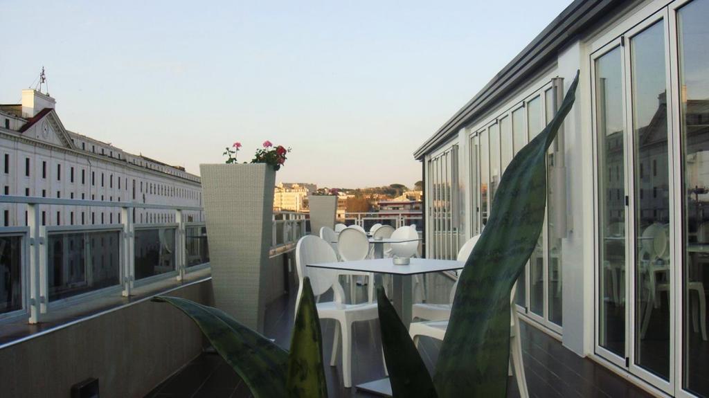Hotel Ferdinando II Naples Luaran gambar