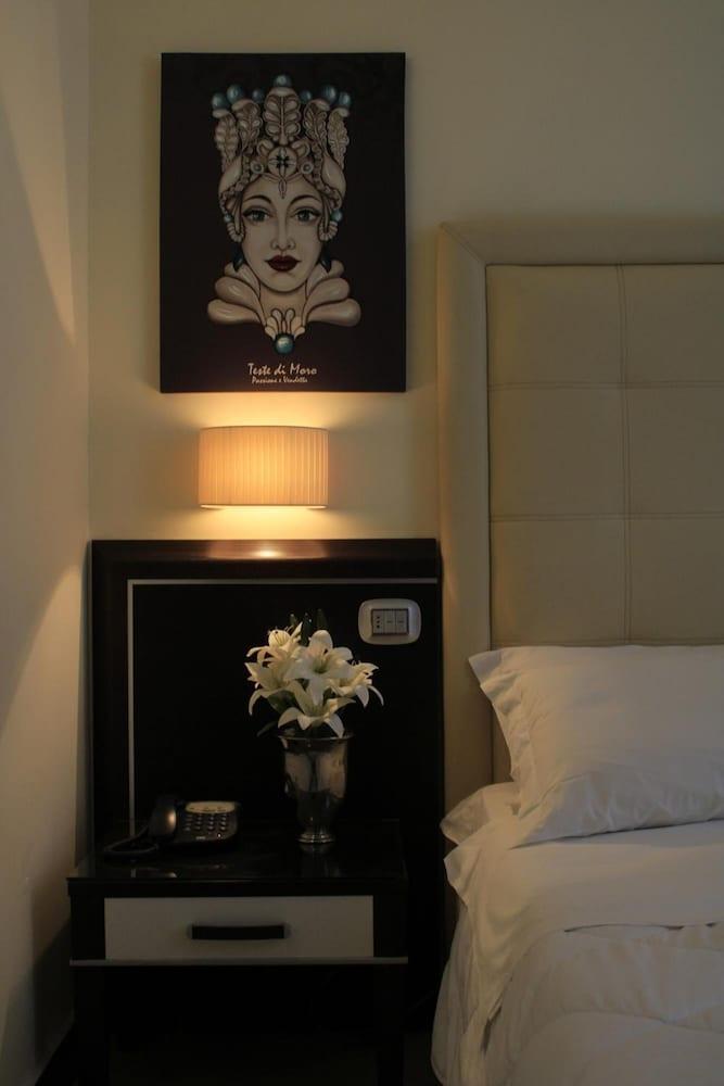 Hotel Ferdinando II Naples Luaran gambar